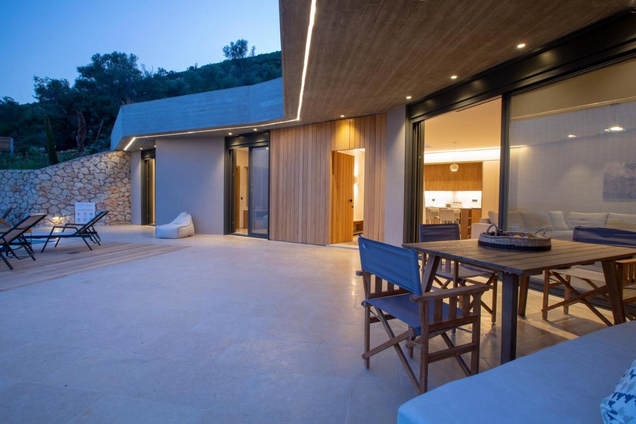 Blooms Of Sivota Bay - Luxury Villas With Private Heated Pool 外观 照片